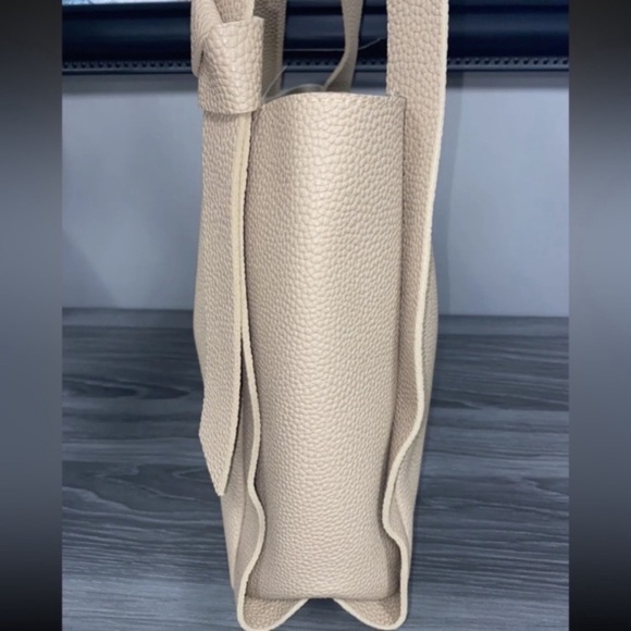 Ulta Beauty pebbled faux leather light brown tan shoulder tote bag NWT - Picture 4 of 16